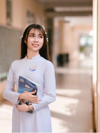 Chụp ảnh kỷ yếu